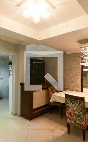 Casa à venda com 225m², 3 quartos e 1 vagaSala