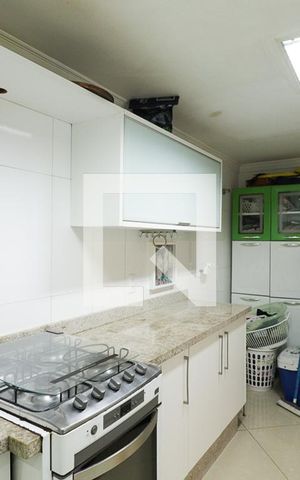 Casa à venda com 225m², 3 quartos e 1 vagaCozinha e Área de Serviço
