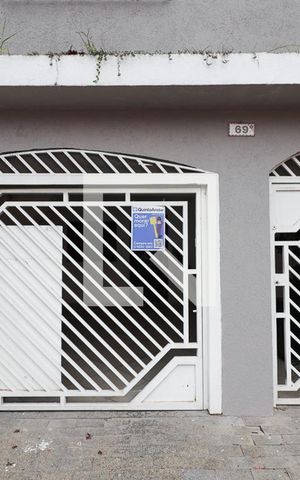 Casa à venda com 225m², 3 quartos e 1 vagaFachada