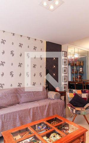 Apartamento à venda com 135m², 3 quartos e sem vagaSala