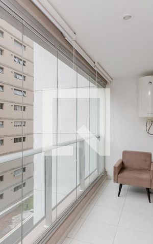 Studio para alugar com 36m², 1 quarto e 1 vaga Studio para alugar com 36m², 1 quarto e 1 vagaVaranda