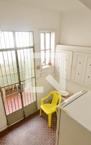 Apartamento à venda com 100m², 3 quartos e sem vaga Apartamento à venda com 100m², 3 quartos e sem vagaHall