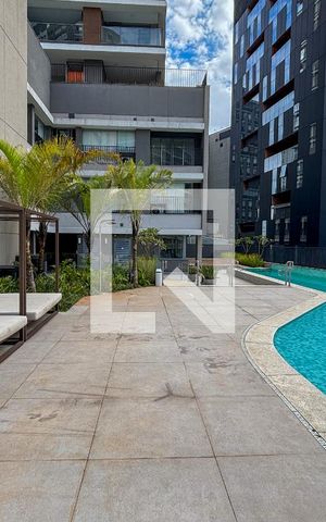 Apartamento à venda com 25m², 1 quarto e sem vaga Apartamento à venda com 25m², 1 quarto e sem vagaÁrea comum - Piscina