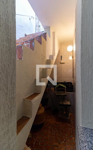 Casa à venda com 173m², 4 quartos e 2 vagas Casa à venda com 173m², 4 quartos e 2 vagasÁrea de Serviço da Casa 2