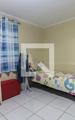 Casa à venda com 173m², 4 quartos e 2 vagas Casa à venda com 173m², 4 quartos e 2 vagasQuarto 1 da Casa 2