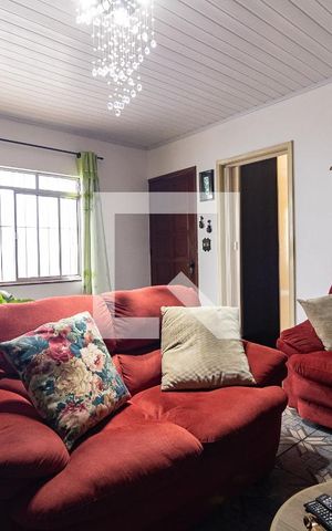 Casa à venda com 173m², 4 quartos e 2 vagas Casa à venda com 173m², 4 quartos e 2 vagasSala da Casa 1