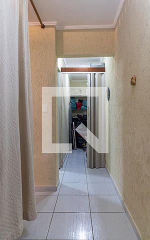 Casa à venda com 173m², 4 quartos e 2 vagas Casa à venda com 173m², 4 quartos e 2 vagasCorredor da Casa 2