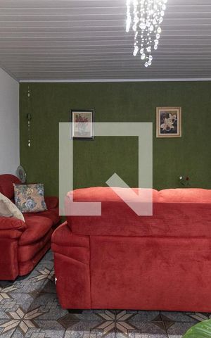 Casa à venda com 173m², 4 quartos e 2 vagas Casa à venda com 173m², 4 quartos e 2 vagasSala da Casa 1