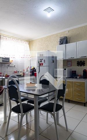 Casa à venda com 173m², 4 quartos e 2 vagas Casa à venda com 173m², 4 quartos e 2 vagasCozinha da Casa 2