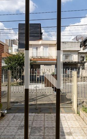Casa à venda com 173m², 4 quartos e 2 vagas Casa à venda com 173m², 4 quartos e 2 vagasVista do Quarto 1 da Casa 1