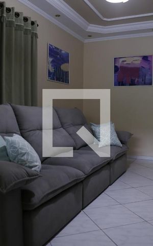 Casa à venda com 128m², 3 quartos e 4 vagasSala