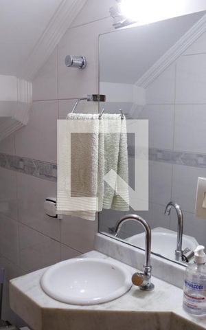 Casa à venda com 128m², 3 quartos e 4 vagasLavabo