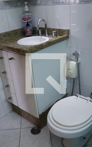 Casa à venda com 128m², 3 quartos e 4 vagasBanheiro Social