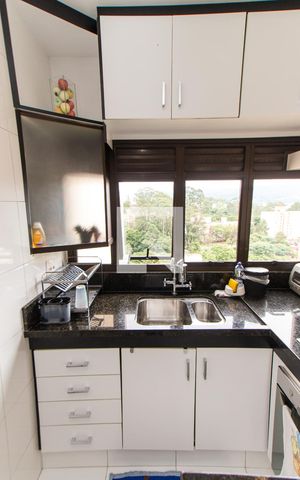 Apartamento à venda com 160m², 3 quartos e 2 vagasCozinha