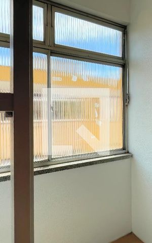 Apartamento à venda com 43m², 2 quartos e sem vaga Apartamento à venda com 43m², 2 quartos e sem vagaÁrea de serviço