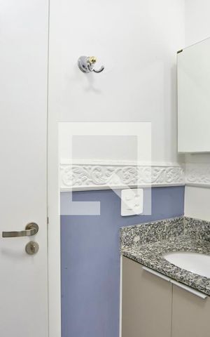 Apartamento para alugar com 19m², 1 quarto e sem vaga Apartamento para alugar com 19m², 1 quarto e sem vagaBanheiro