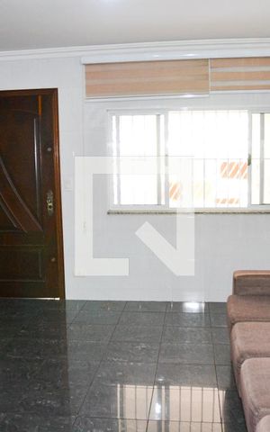 Casa à venda com 432m², 4 quartos e sem vaga Casa à venda com 432m², 4 quartos e sem vagaSala