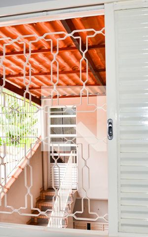 Casa à venda com 432m², 4 quartos e sem vaga Casa à venda com 432m², 4 quartos e sem vagaQuarto