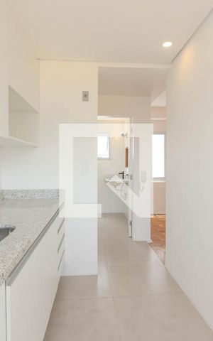 Apartamento à venda com 35m², 1 quarto e sem vaga Apartamento à venda com 35m², 1 quarto e sem vagaCozinha e Área de Serviço