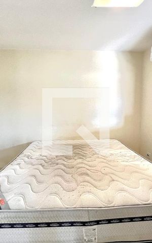 Apartamento à venda com 100m², 3 quartos e 2 vagas Apartamento à venda com 100m², 3 quartos e 2 vagasQuarto