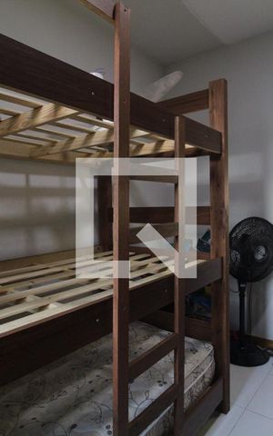 Casa de condomínio à venda com 176m², 4 quartos e 1 vaga Casa de condomínio à venda com 176m², 4 quartos e 1 vagaQuarto 1