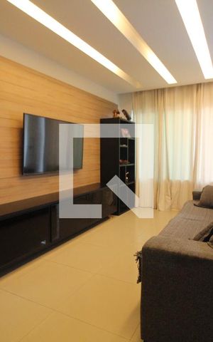 Casa de condomínio à venda com 176m², 4 quartos e 1 vaga Casa de condomínio à venda com 176m², 4 quartos e 1 vagaSala
