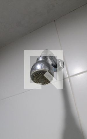Casa de condomínio à venda com 176m², 4 quartos e 1 vaga Casa de condomínio à venda com 176m², 4 quartos e 1 vagaBanheiro da Suíte 1