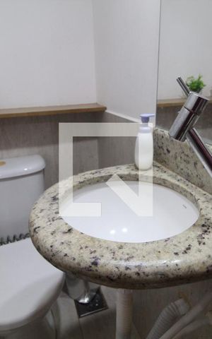 Casa de condomínio à venda com 176m², 4 quartos e 1 vaga Casa de condomínio à venda com 176m², 4 quartos e 1 vagaLavabo
