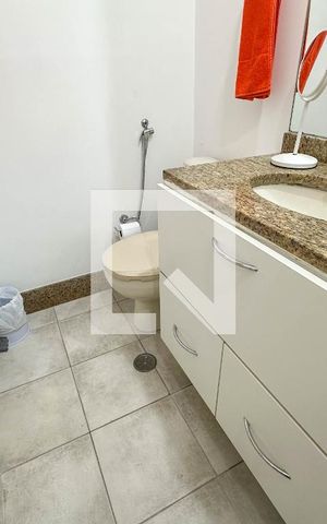 Studio à venda com 30m², 1 quarto e 1 vaga Studio à venda com 30m², 1 quarto e 1 vagaBanheiro
