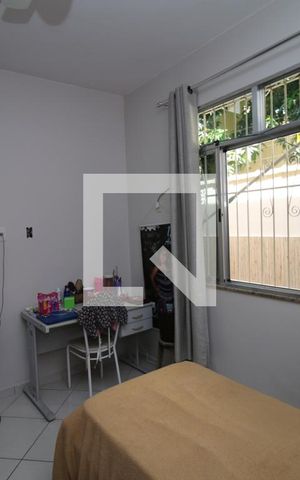 Casa à venda com 191m², 5 quartos e 3 vagasQuarto3