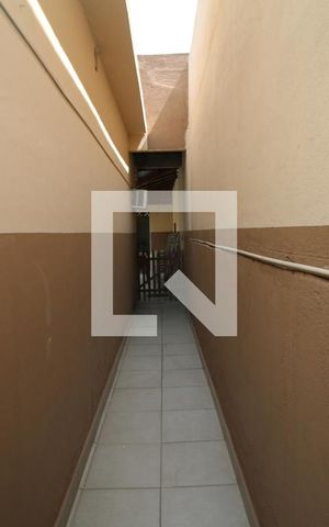 Casa à venda com 191m², 5 quartos e 3 vagasÁrea comum - Corredor lateral
