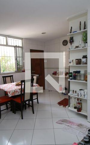 Casa à venda com 191m², 5 quartos e 3 vagasCozinha