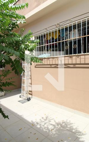 Casa à venda com 191m², 5 quartos e 3 vagasÁrea de Serviço
