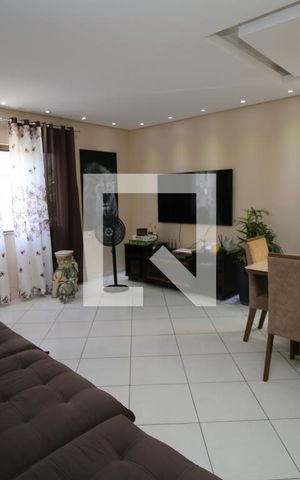 Casa à venda com 191m², 5 quartos e 3 vagasSala