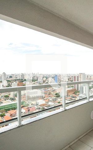 Apartamento para alugar com 43m², 2 quartos e 1 vaga Apartamento para alugar com 43m², 2 quartos e 1 vagaVaranda
