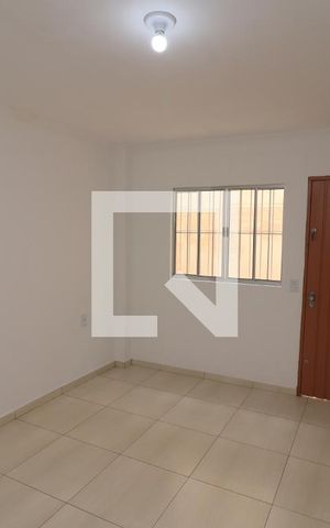 Casa à venda com 150m², 4 quartos e 1 vagaSala de TV