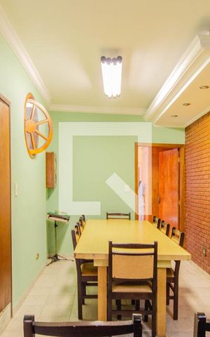 Casa à venda com 189m², 4 quartos e 1 vaga Casa à venda com 189m², 4 quartos e 1 vagaSala Casa 2