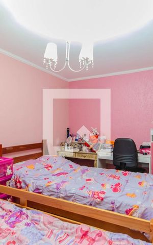 Casa à venda com 189m², 4 quartos e 1 vaga Casa à venda com 189m², 4 quartos e 1 vagaQuarto 1