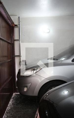 Casa à venda com 137m², 3 quartos e 2 vagasGaragem