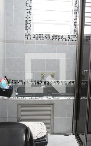 Casa à venda com 137m², 3 quartos e 2 vagasBanheiro 2