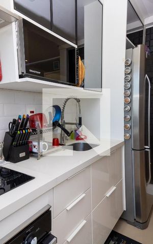 Apartamento à venda com 52m², 2 quartos e 1 vaga Apartamento à venda com 52m², 2 quartos e 1 vagaBanheiro