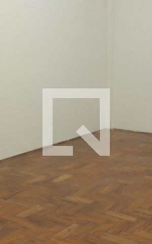 Apartamento para alugar com 70m², 2 quartos e sem vagaSuíte