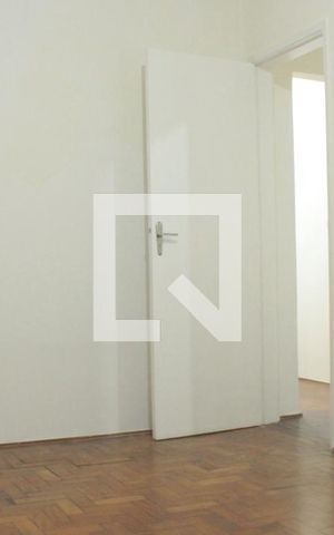 Apartamento para alugar com 70m², 2 quartos e sem vagaSuíte