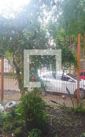 Casa à venda com 300m², 4 quartos e 6 vagasSala - Vista