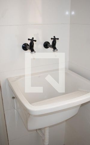 Apartamento à venda com 39m², 2 quartos e sem vagaCozinha e Área de Serviço