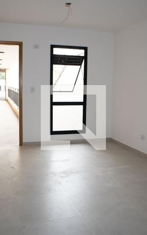 Apartamento à venda com 43m², 2 quartos e sem vagaSala e Cozinha