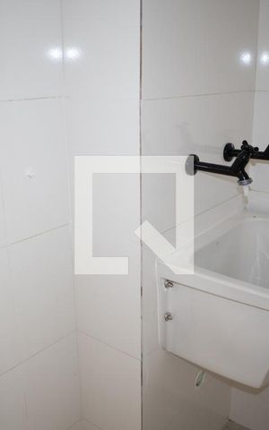 Apartamento à venda com 43m², 2 quartos e sem vagaSala e Cozinha