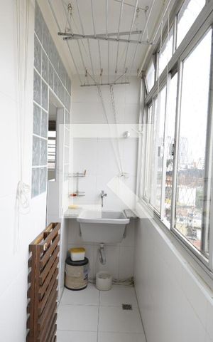 Apartamento à venda com 86m², 2 quartos e 1 vagaÁrea de Serviço