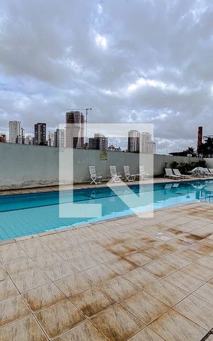 Apartamento à venda com 80m², 3 quartos e 2 vagasÁrea comum - Piscina