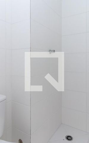 Apartamento à venda com 34m², 2 quartos e sem vaga Apartamento à venda com 34m², 2 quartos e sem vagaBanheiro